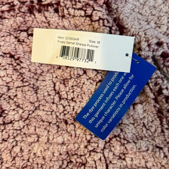 SALE!!! NWT Sherpa Quarter Zip - Picture 5 of 7